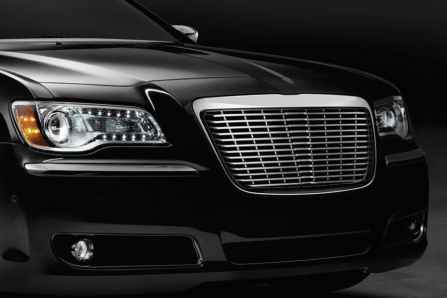 Der Automobil-Kühlergrill: Wo Designidentität auf technische Präzision trifft